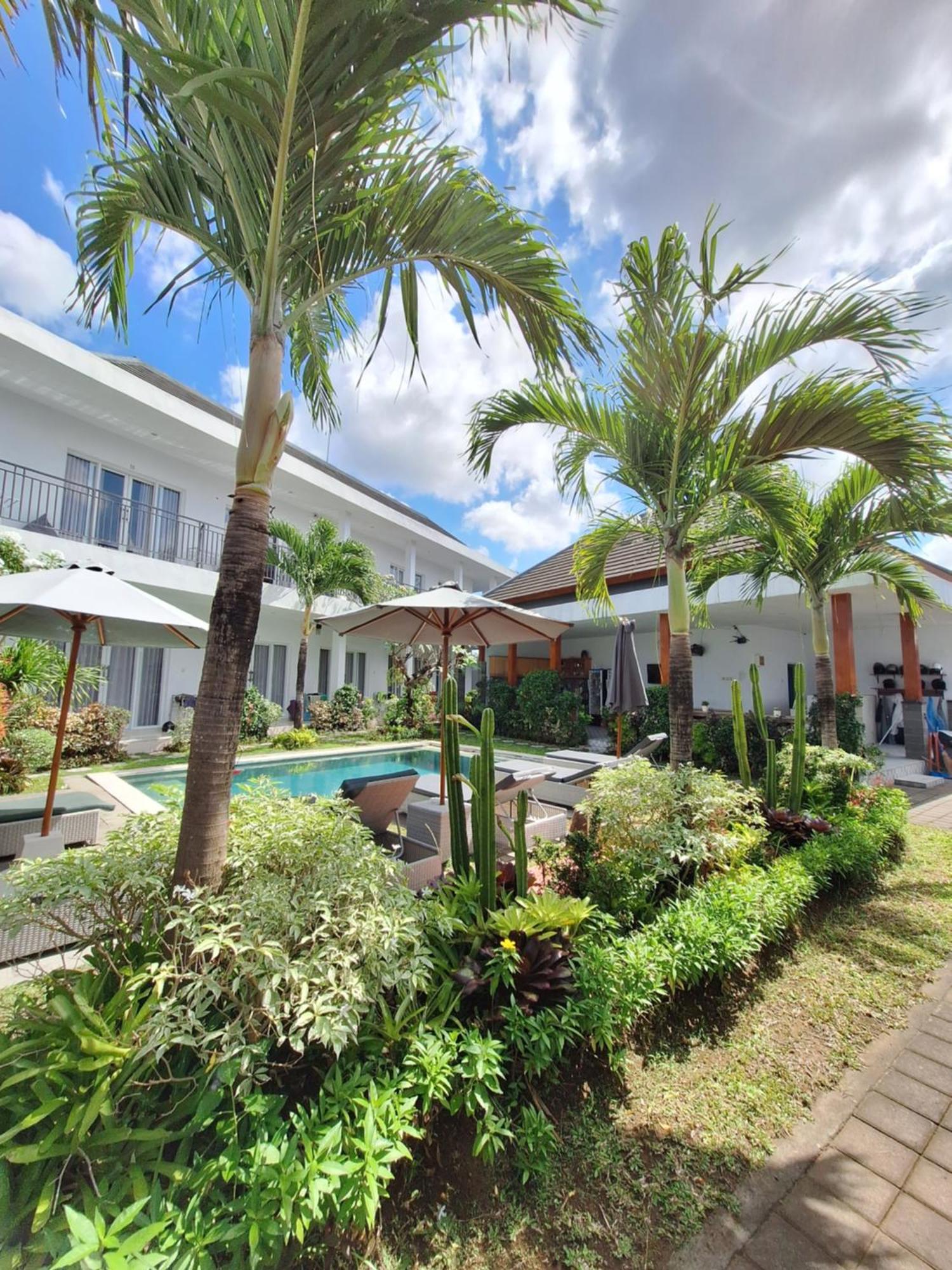 Bonewood Guesthouse Canggu Exterior foto
