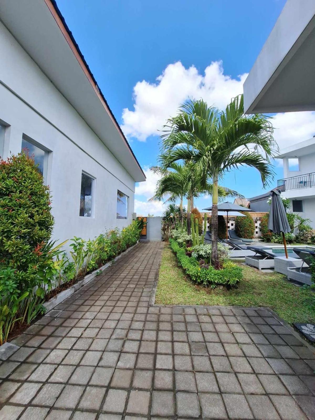 Bonewood Guesthouse Canggu Exterior foto